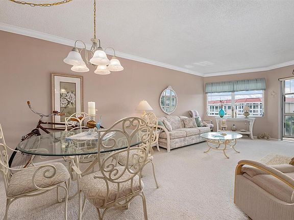 3rd image of 1250 N Portofino Dr APT 407