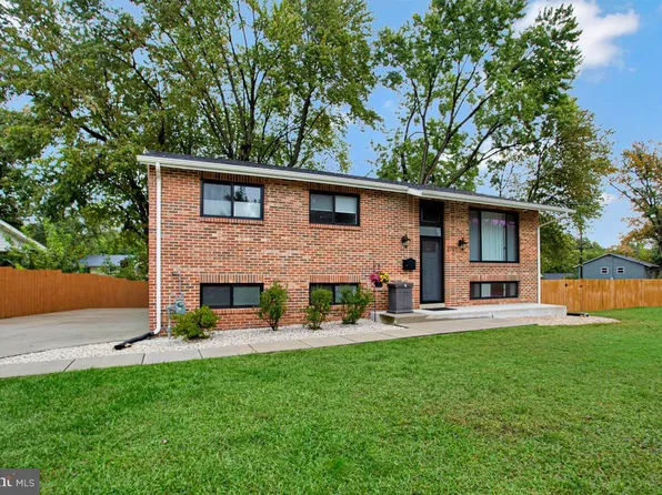 2701 Kelner Dr, Landover, MD 20785