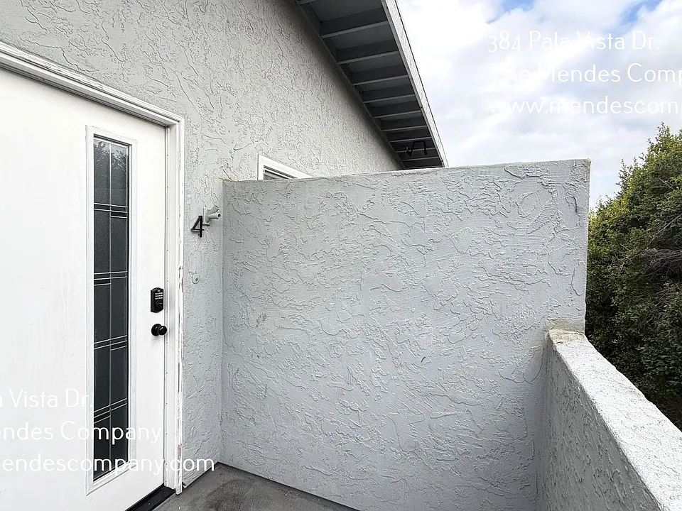 384 Pala Vista Dr #4