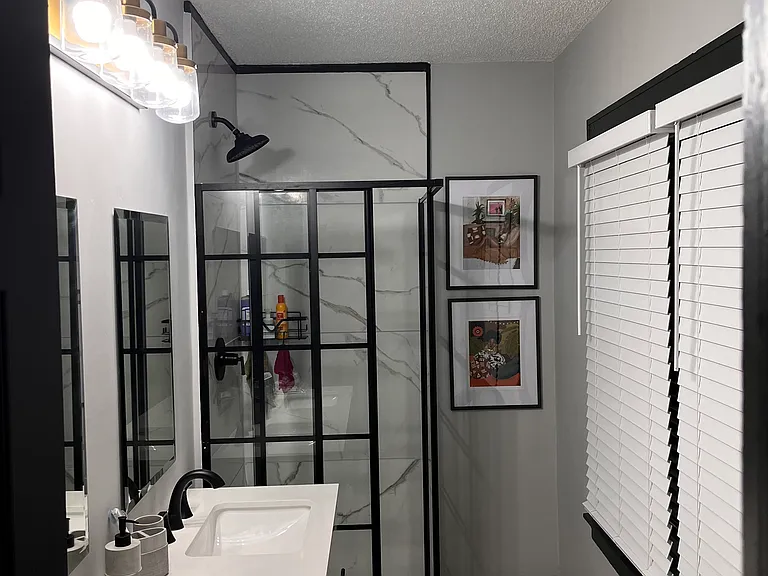 1202 Cedrow Dr — Photo 4