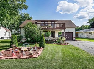 2954-2956 Thinnes St, Cross Plains, WI 53528