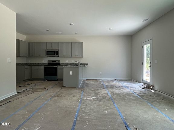 3rd image of 215 Hill Valley Dr Lot 55