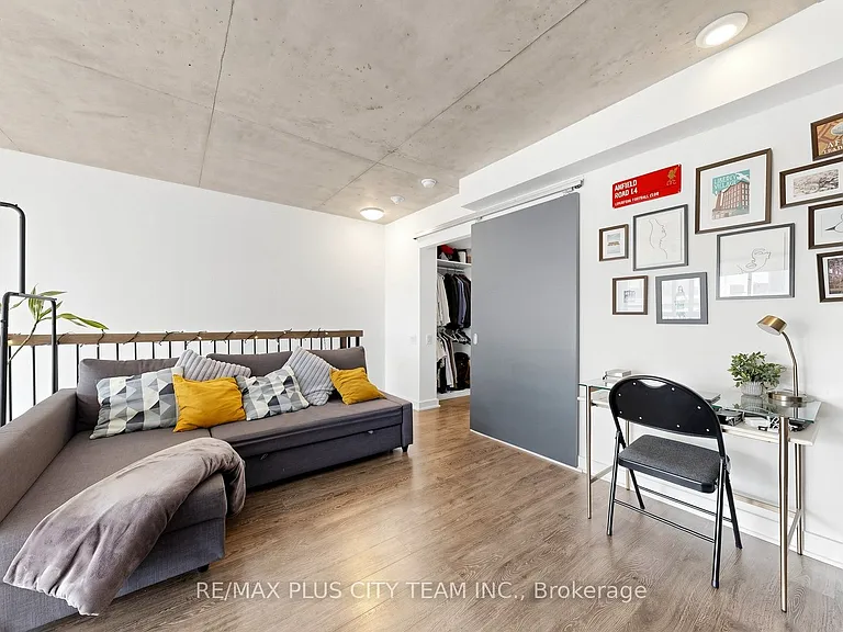 5 Hanna Ave #434 — Photo 13