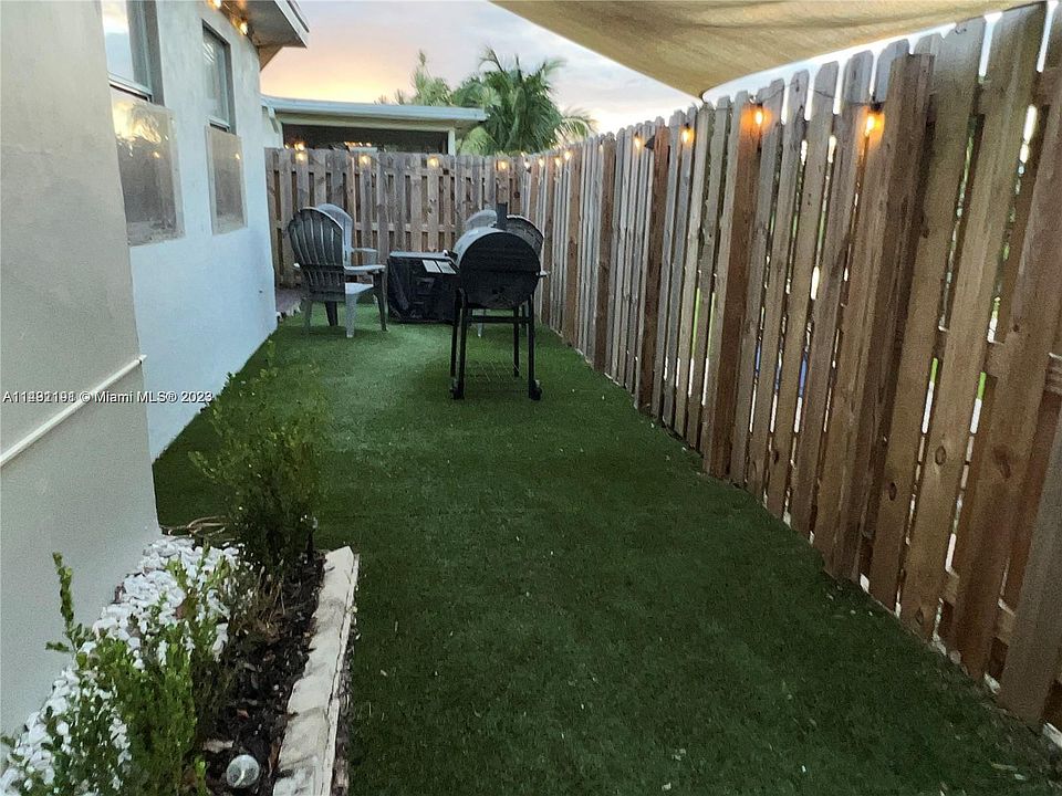 2nd image of 6861 NW 28th St