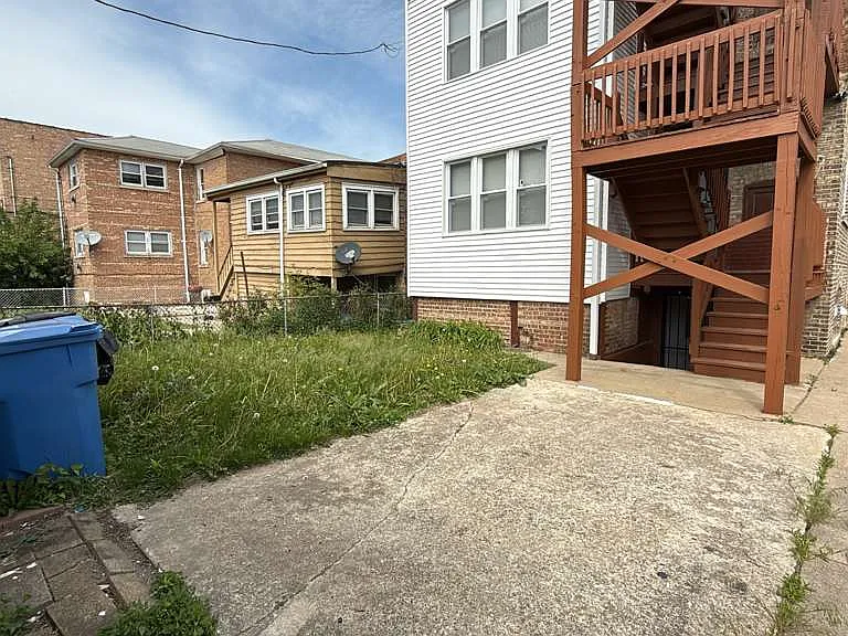 8210 S Marshfield Ave #1 — Photo 17
