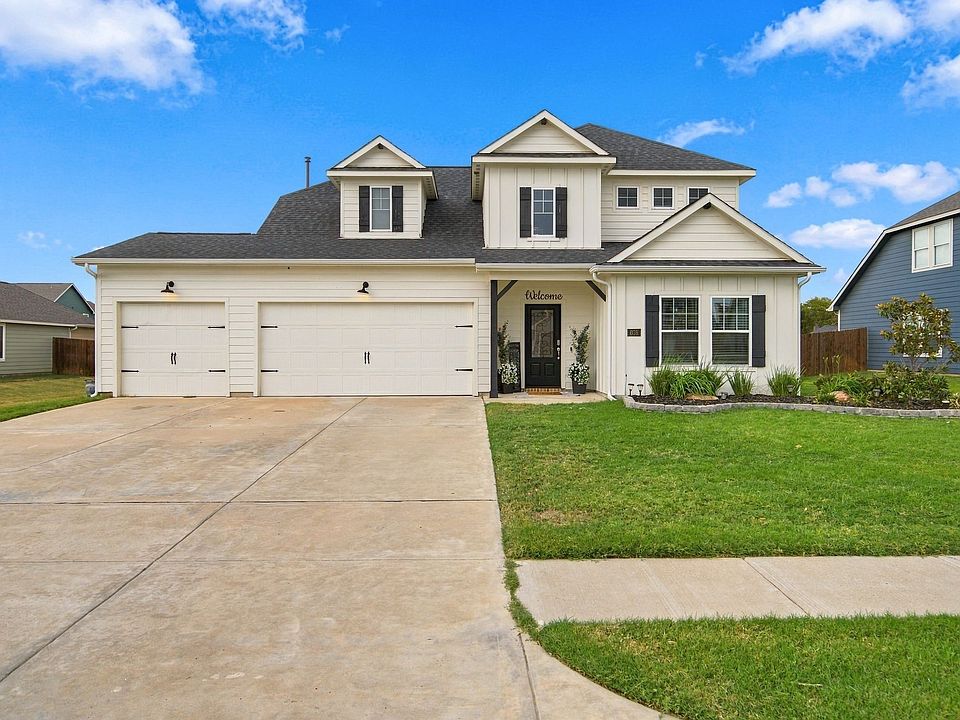 1st image of 608 Finlee Way