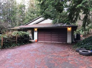 8211 Graystone Way NW, Silverdale, WA 98383