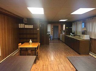 12757 Cedar Rd, Cleveland Heights, OH 44106