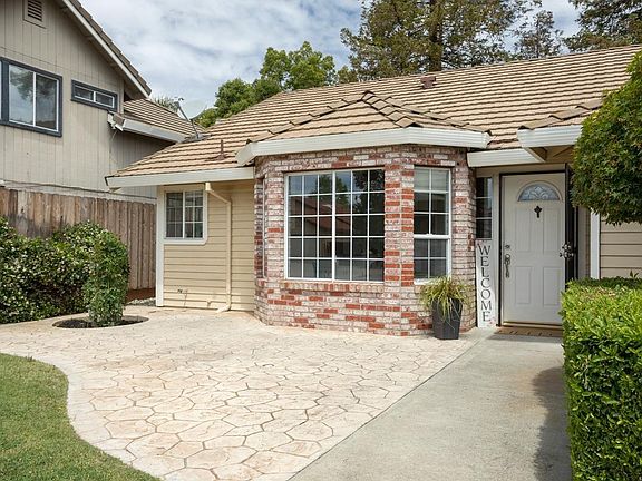 5th image of 1540 Madera Dr