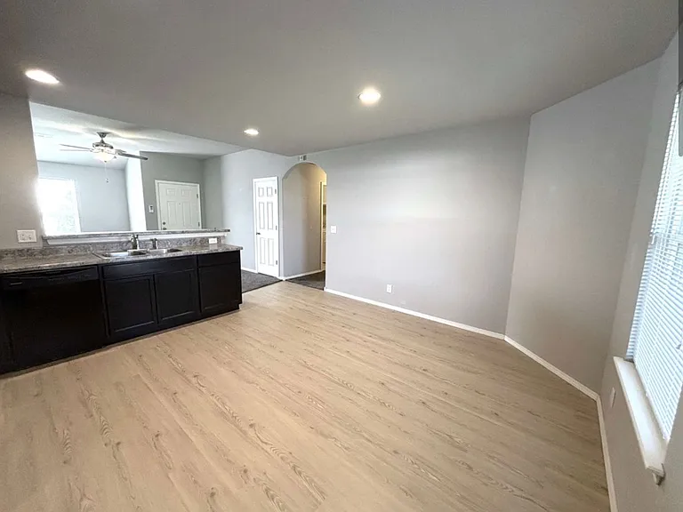 6618 N 128th East Ct — Photo 8