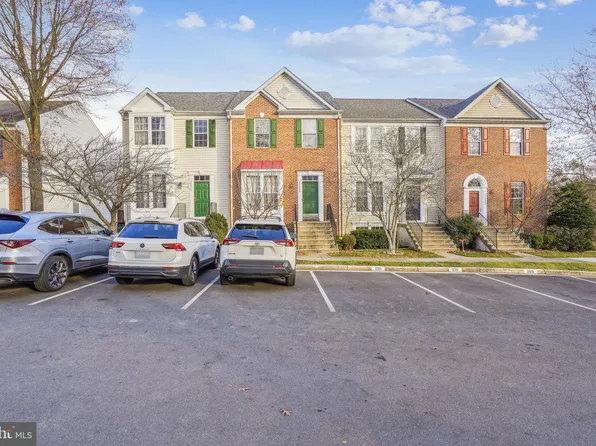 22018 Box Car Sq, Sterling, VA 20166