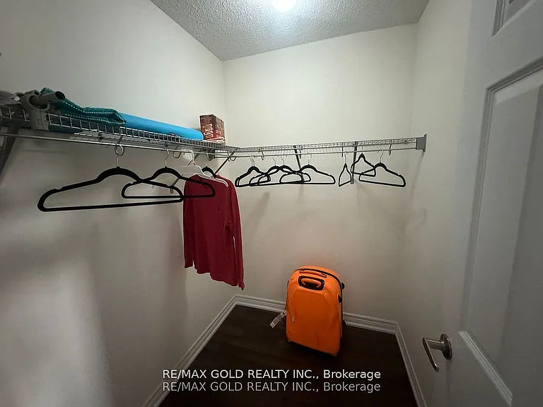 244 Sky Harbour Dr — Photo 31