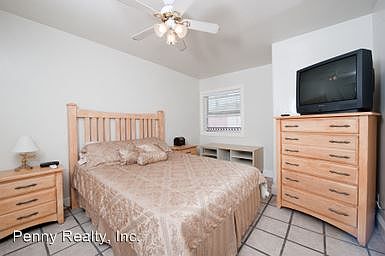 2nd image of 717 Rockaway Ct APT 4