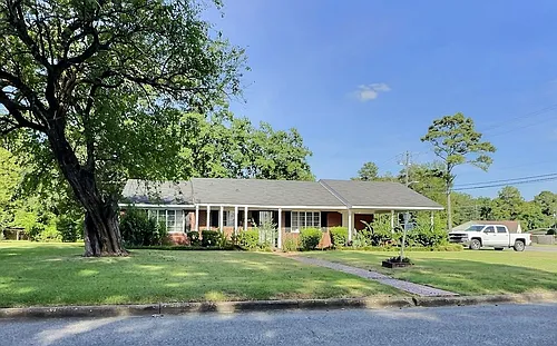 3649 Princeton Rd Photo 1