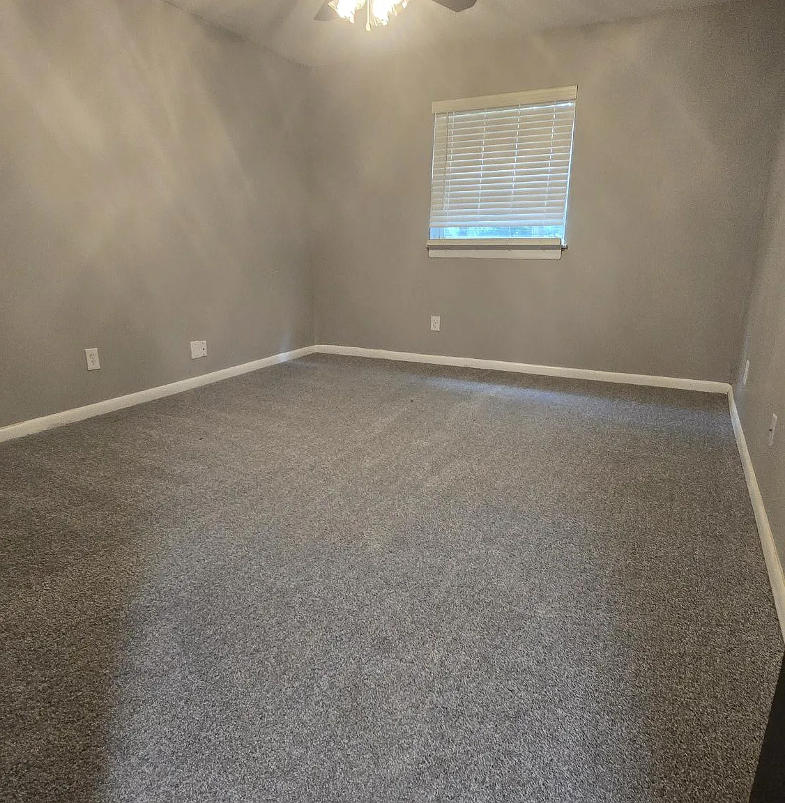 2 bed, 1.5 bath, 936 sqft, $1,395 — Photo 1