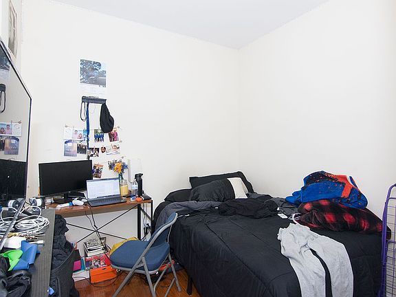 5th image of 23-12 31st St #4