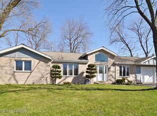 270 Aster Ln, Hoffman Estates, IL 60169