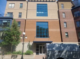 209 8th St E APT 306, Saint Paul, MN 55101