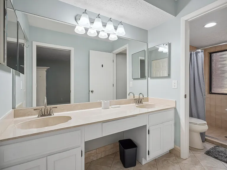 5300 SE Schooner Oaks Way — Photo 21