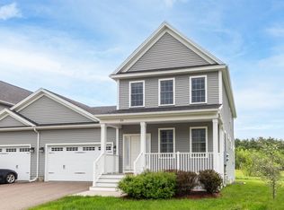 33 Black Dog Dr, S Burlington, VT 05403