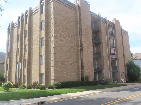 550 Ida St APT 2NW, Des Plaines, IL 60016