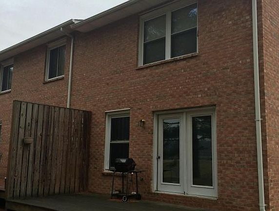 4th image of 300 Green Drive #109