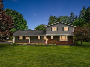 9780 Klais Rd, Clarkston, MI 48348