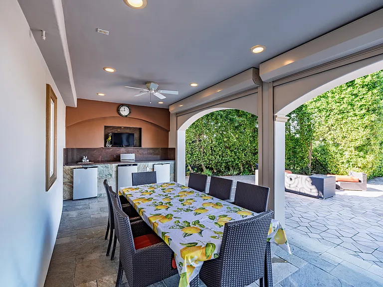 18047 Karen Dr — Photo 22