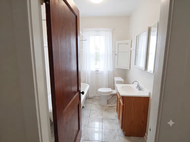 4948 Cote Brilliante Ave #2F — Photo 11