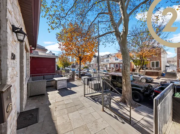 159 Lake Street image 3 of 15