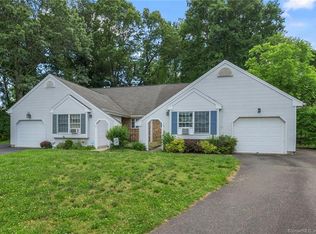 76 Rossetto Dr, Manchester, CT 06042
