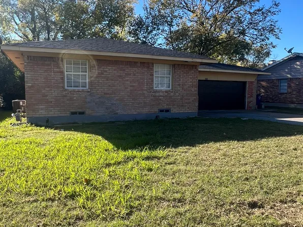 2419 N Prairie Creek Rd, Dallas, TX 75227