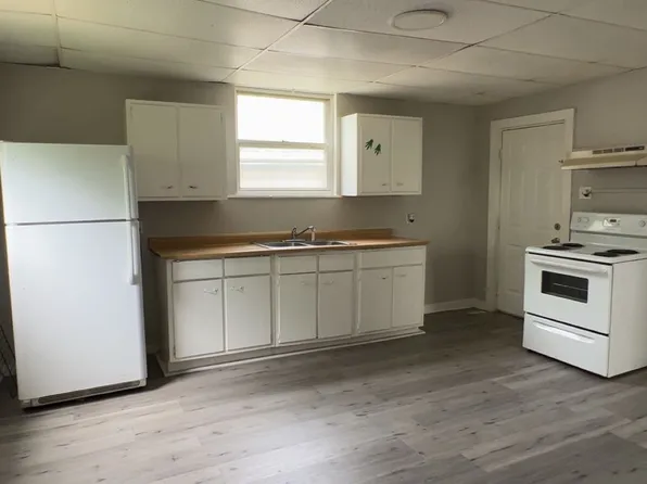 714 Berry St APT 1, Dayton, KY 41074