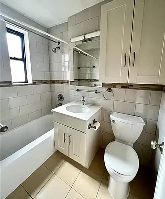 Rented by Ivey North LLC | media 7