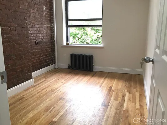 Rented by City Connections Realty | media 36