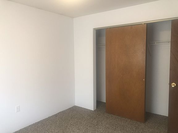 5th image of 1904 19th Ave S APT D