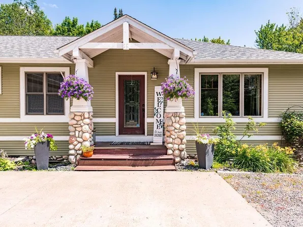280 Church Ave, Esko, MN 55733