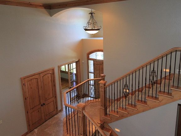 4th image of 2320 W Gallant Fox Ct
