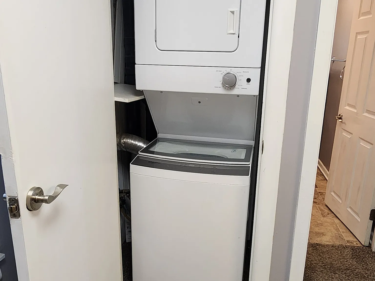 2 bed, 918 sqft, $1,700 — Photo 4