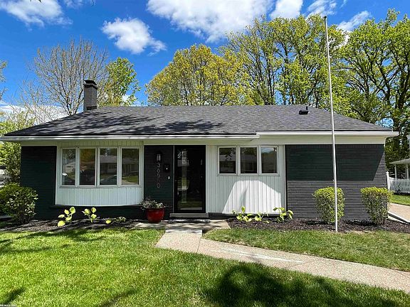 2nd image of 36550 Weideman St