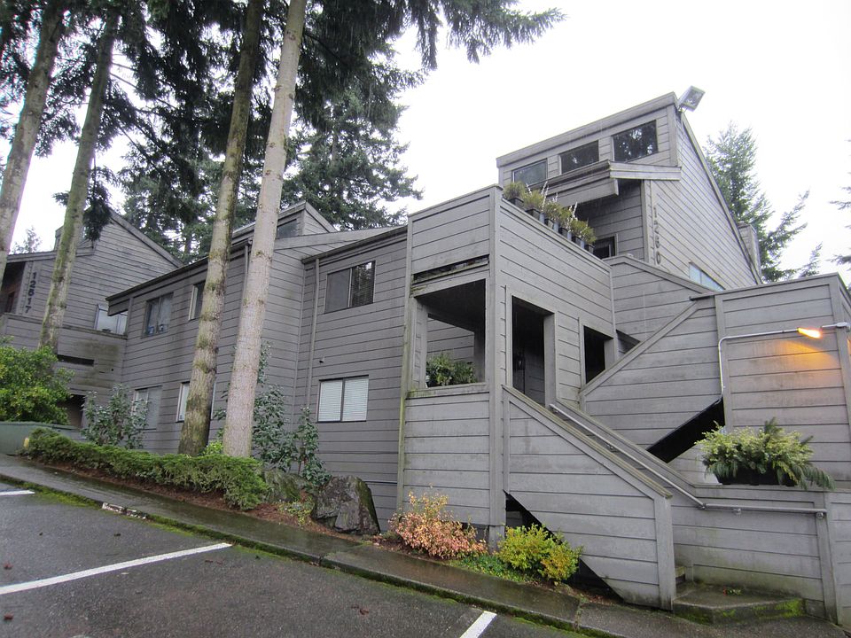 1st image of 12505 NE 23rd Pl APT A2