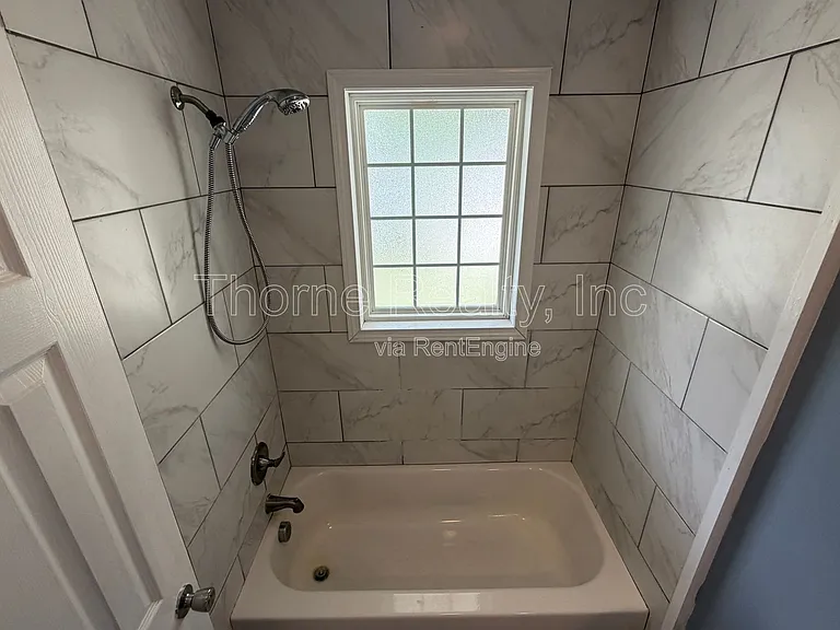 704 Pinehaven Dr — Photo 8
