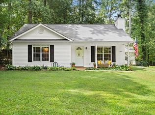 4080 Essex Dr, Cumming, GA 30041