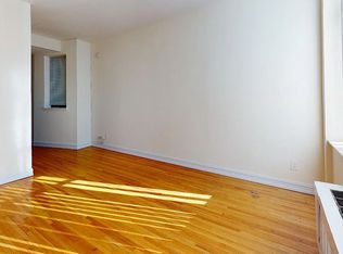 361 W 52nd St #1G, New York, NY 10019