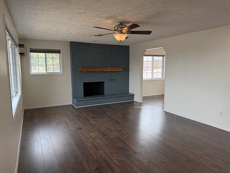 5820 N Moore St — Photo 4