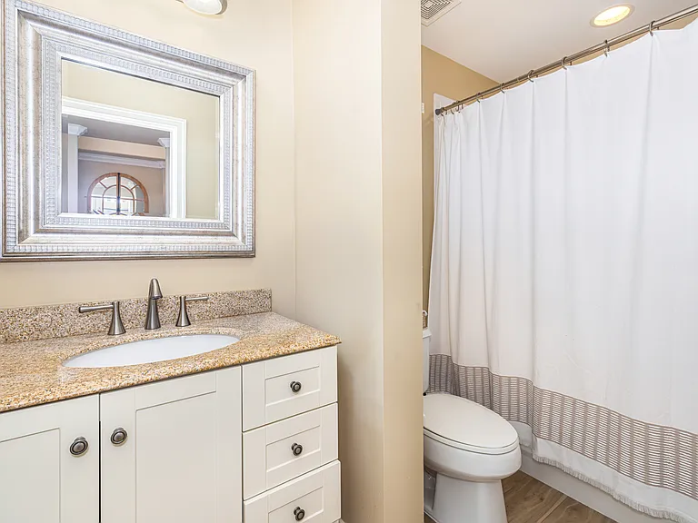 975 Tarpon Cove Dr #204 — Photo 27