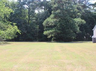 4 Jolly Rodger Dr, Greenbackville, VA 23356