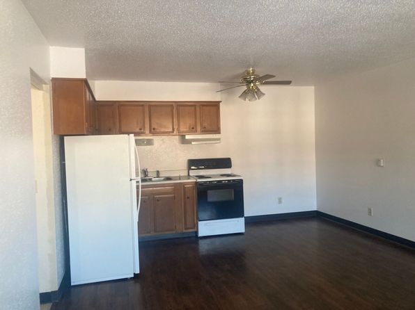 201 S 3rd St APT 4