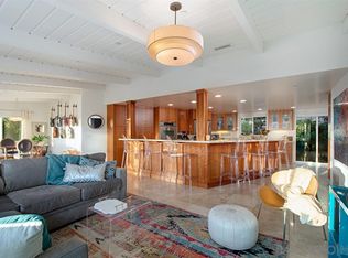 161 Ocean View Dr, Vista, CA 92084