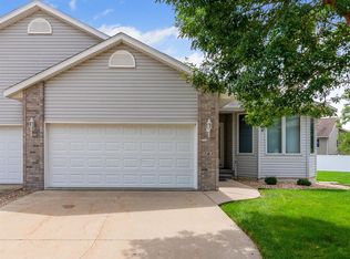 703 Winterberry Pl NE, Cedar Rapids, IA 52402